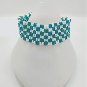 Handcrafted Gold glass bead bracelet